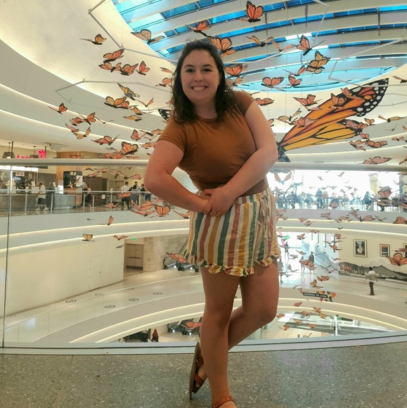 Meet your Posher, Jess - Picture 4 of 4